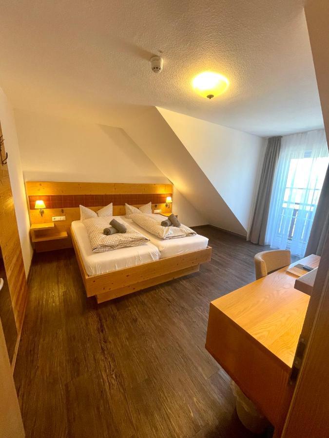 Landgasthof Linde Hepbach, Hotel & Restaurant Markdorf Dış mekan fotoğraf